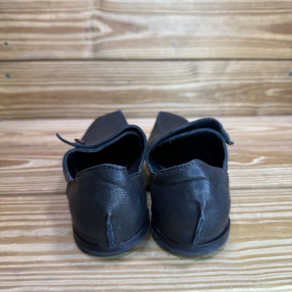 Cydwoq Women’s 36.5 Flats Black Leather Square/Pointed Toe Button Detail Shoes - Picture 6 of 9